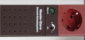 Come si imposta la soglia di commutazione su una striscia di presa automatica con controller di impostazione?