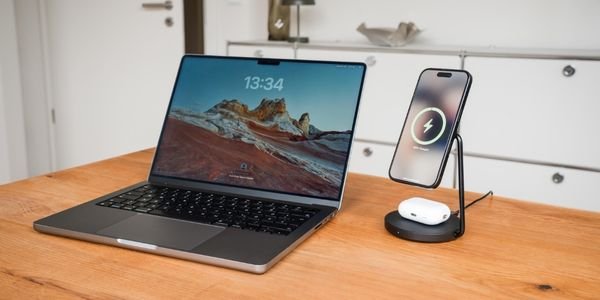 Caricabatterie, power bank, caricabatterie wireless